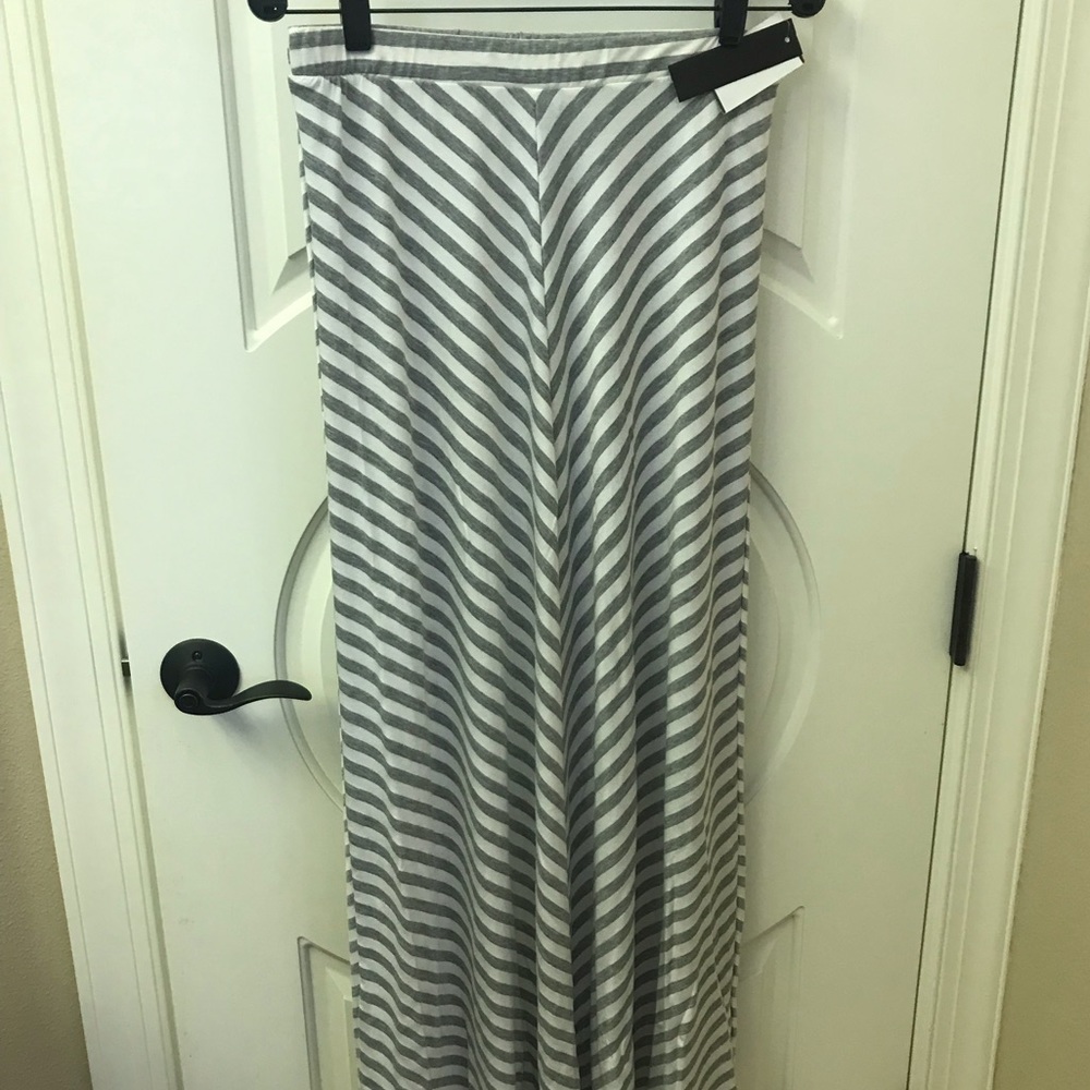 Ing Long Skirt